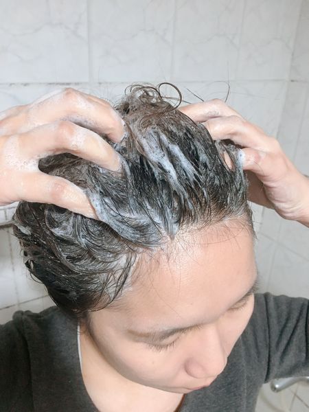 NEWART-頂級茶樹頭皮保護液，頭皮止癢救星，止癢去屑噴霧一噴止癢-滋養髮根露出自信亮麗的秀髮