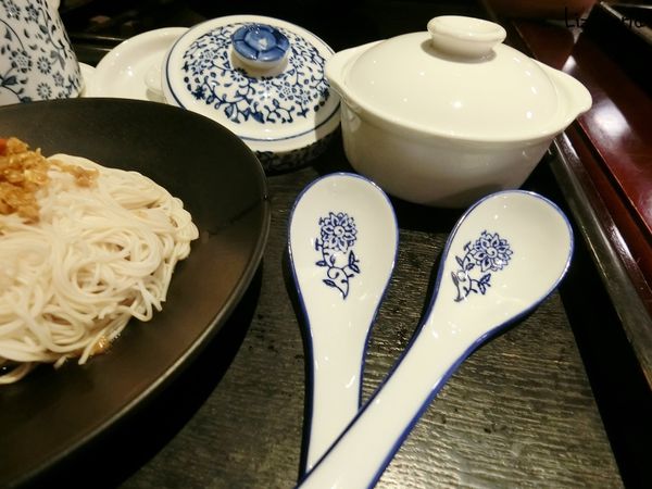 【台中西區美食】唐太盅養生燉品甜湯，養身也可以很好吃，喝的吃的很養身