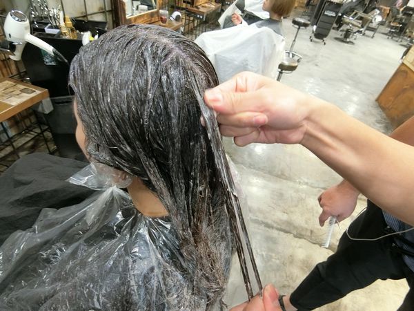 【台中染髮推薦】GLITZ HAIR專業染燙護髮 找到適合你的女神髮色