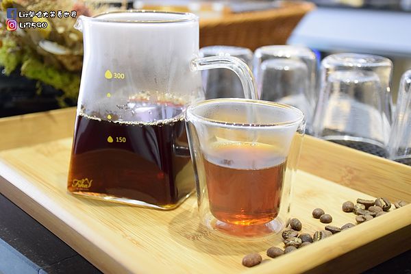 【美食】台中下午茶推薦_黑沃咖啡，青海店精緻美麗~值得品嘗的咖啡。
