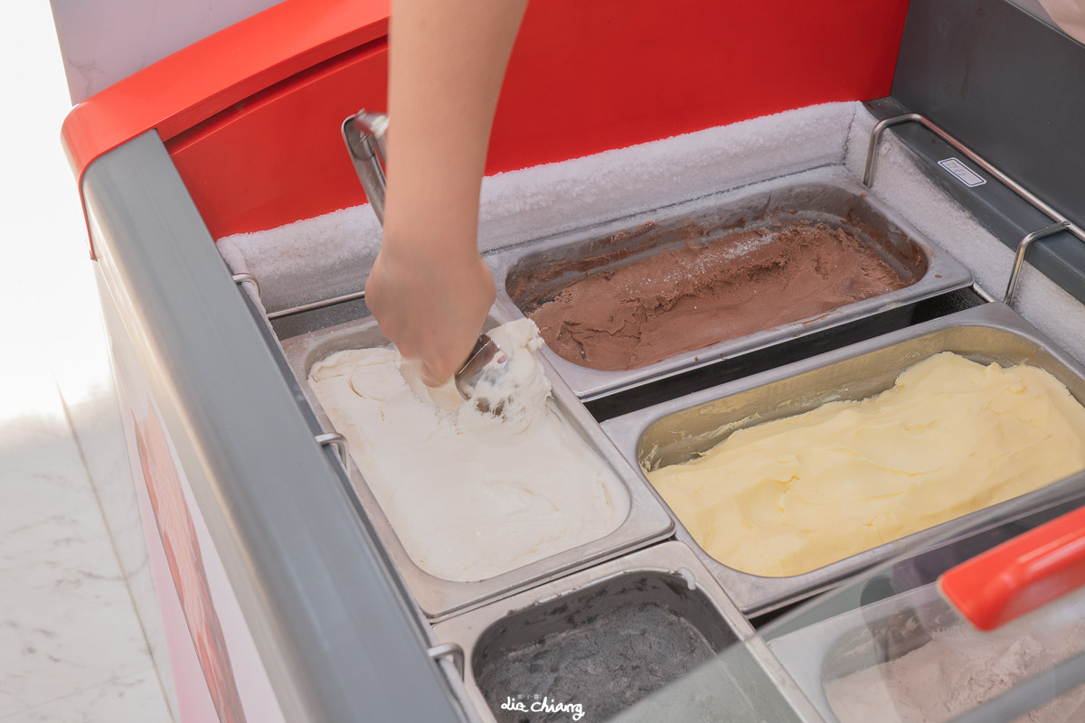 逢甲商圈雪花冰、冰淇淋百元有找，銅板價甜點擄獲人心_豐藝冰淇淋、雪花冰