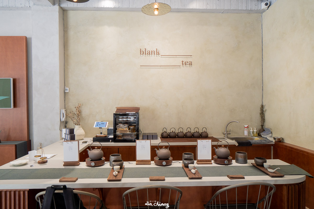 台中西區咖啡廳-清水模建築，輕新風格超好拍-blank plan 留白計畫 TOGO