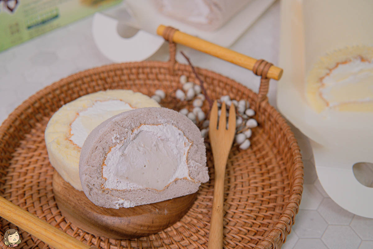 宜蘭最值得買的名產-諾貝爾奶凍捲奶凍捲，每到宜蘭必買伴手禮。