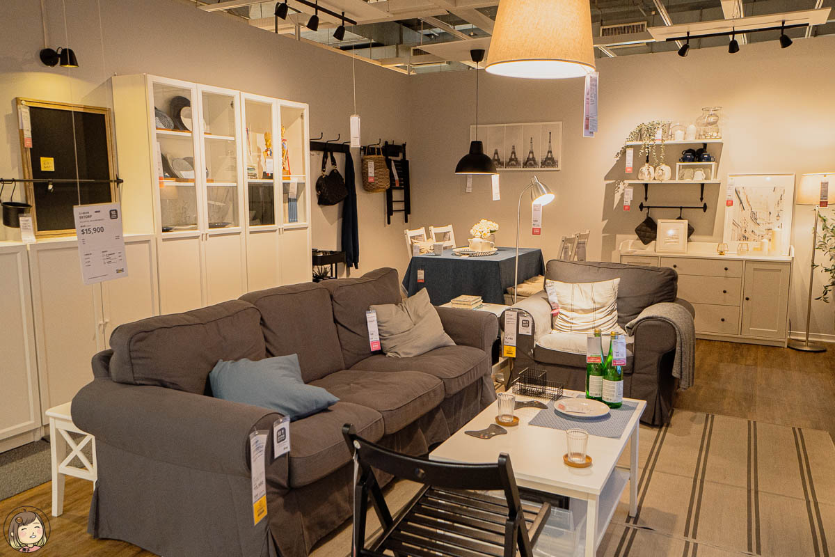 IKEA台中店斥資千萬改裝，全新12間不同風格展間，針對不同的年齡層、空間、需求規劃，打造出更舒適的居家環境－全新客廳歡迎來坐坐。