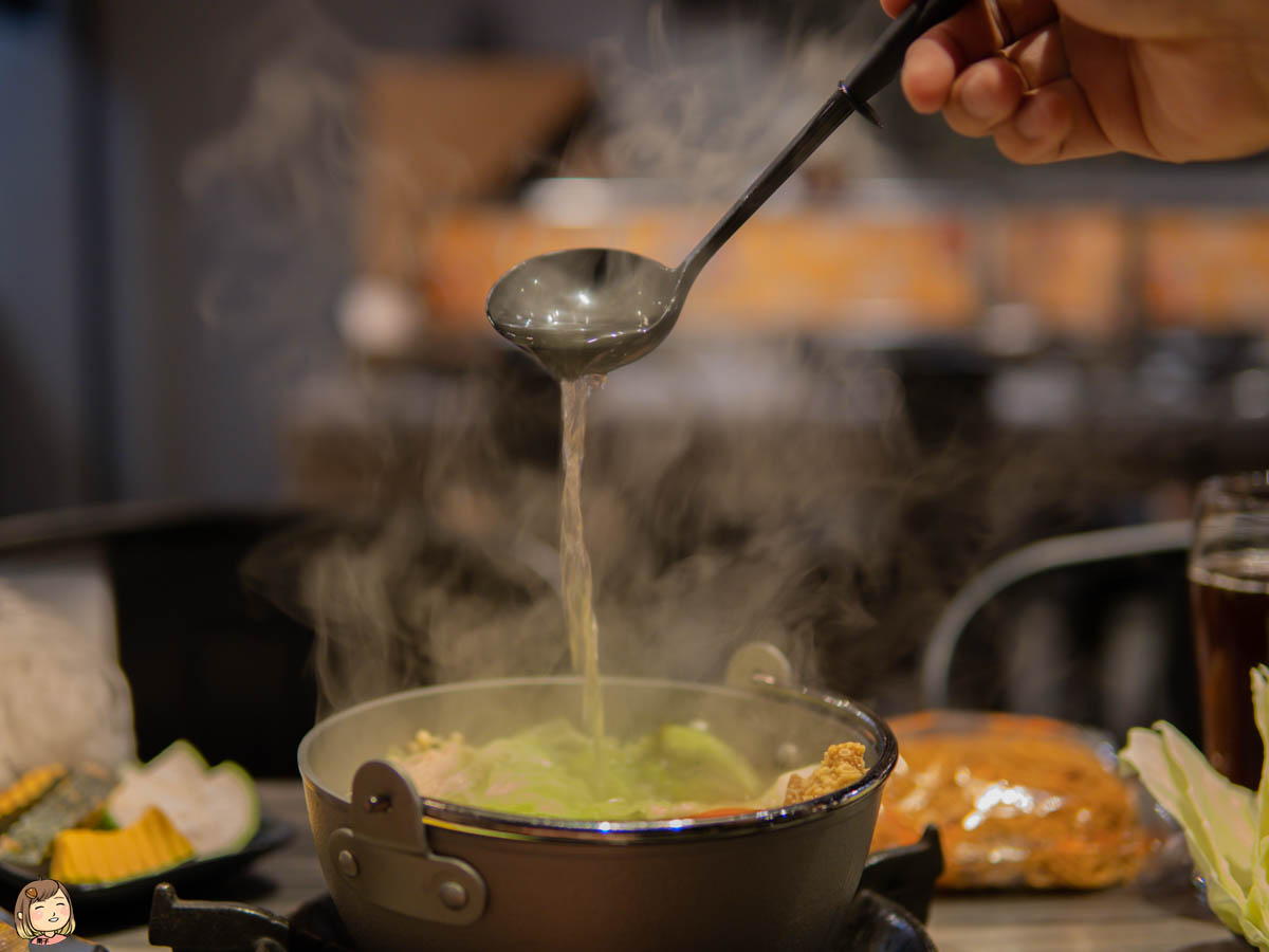 台中火鍋吃到飽－229元自助吧、菜車無限吃到飽，台中個人小火鍋吃到飽，花漾夯夯鍋。