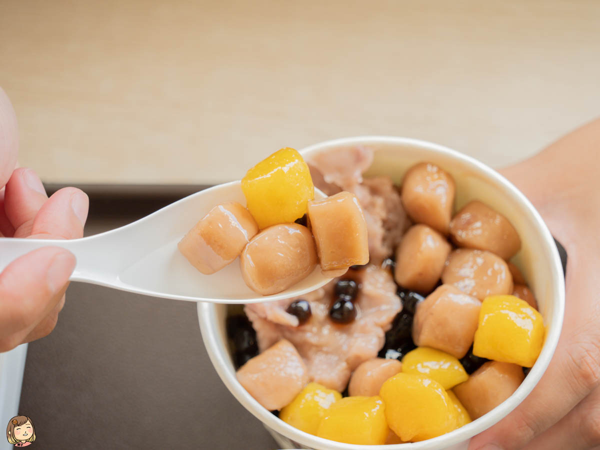 台中大坑美食-東東芋圓本店（附菜單），台中大坑必吃美食分享，料滿滿還有碎冰，夏天來一碗真舒服。