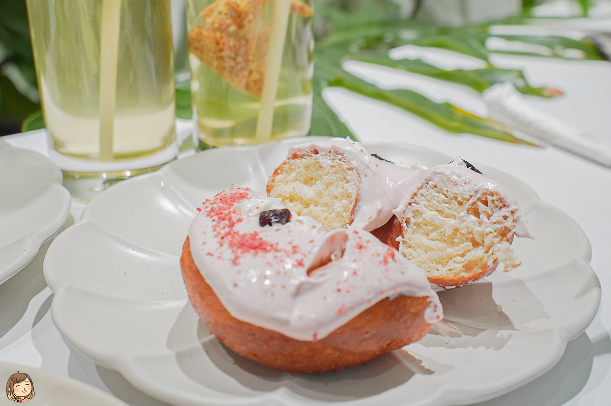 台中素食甜甜圈，植光圈VEGAN DONUTS，模範街美食推薦。