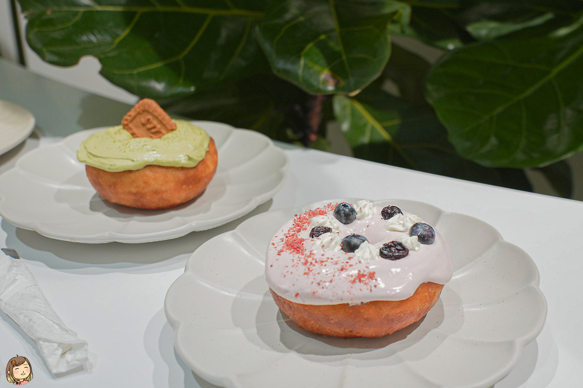 台中素食甜甜圈，植光圈VEGAN DONUTS，模範街美食推薦。