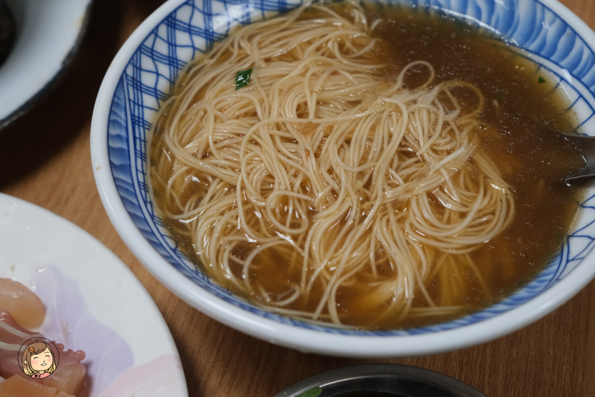 台中巷弄美食『富貴亭飲食店』老字號美食,米糕、麵線等美食。 台中巷弄美食『富貴亭飲食店』老字號美食,米糕、麵線等美食。