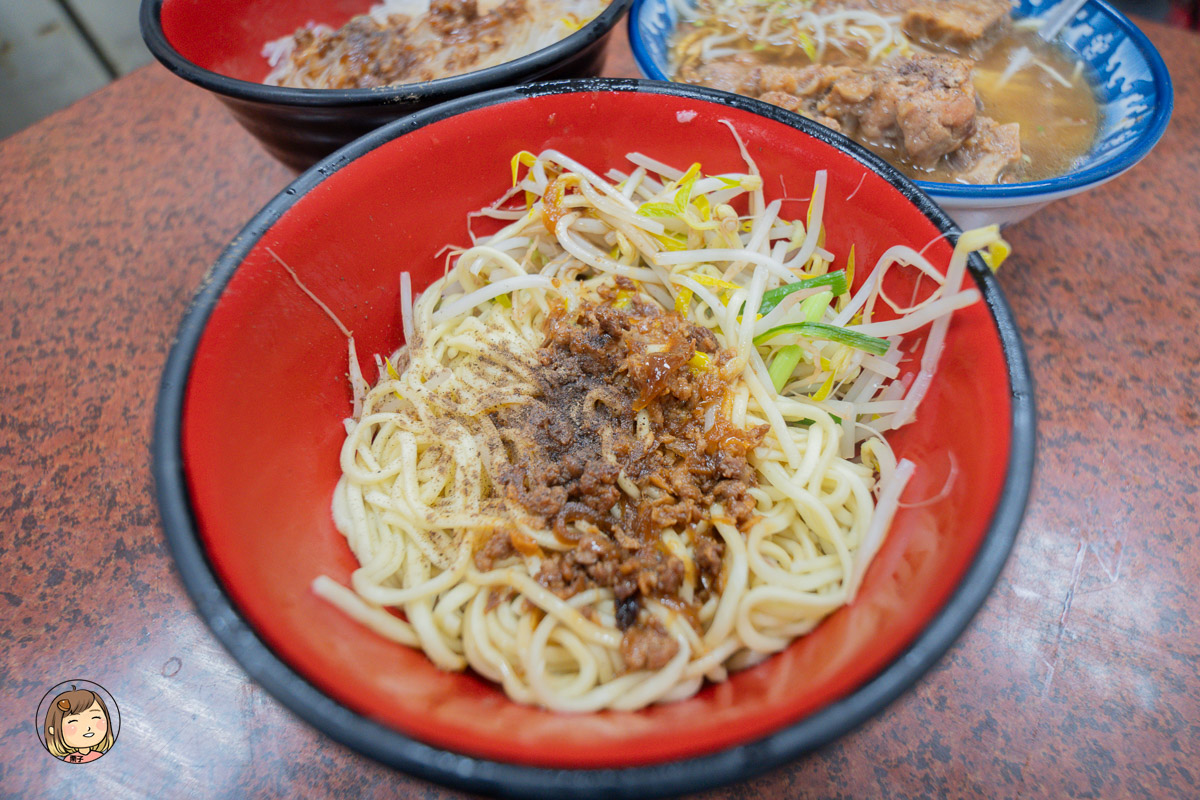 正老牌清水排骨麵｜台中南區50年老字號必吃排骨酥麵 美味飄香一甲子