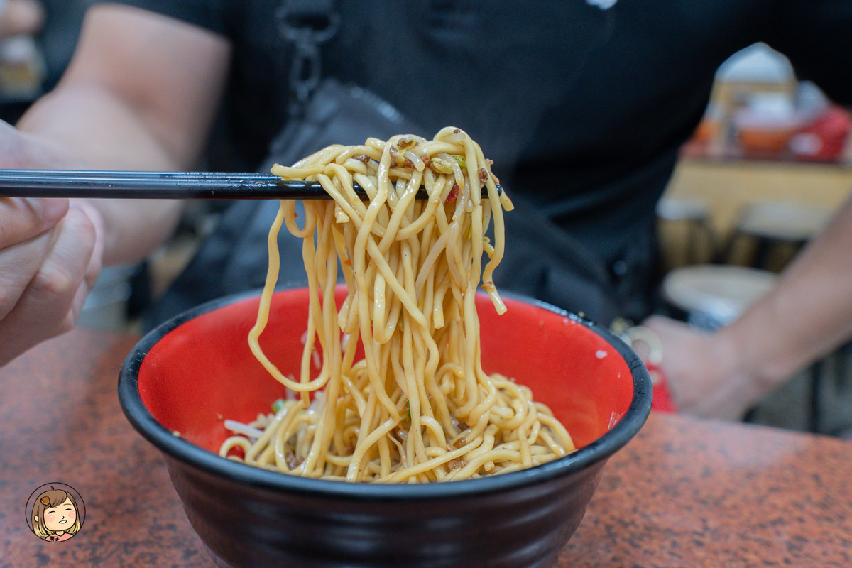 正老牌清水排骨麵｜台中南區50年老字號必吃排骨酥麵 美味飄香一甲子