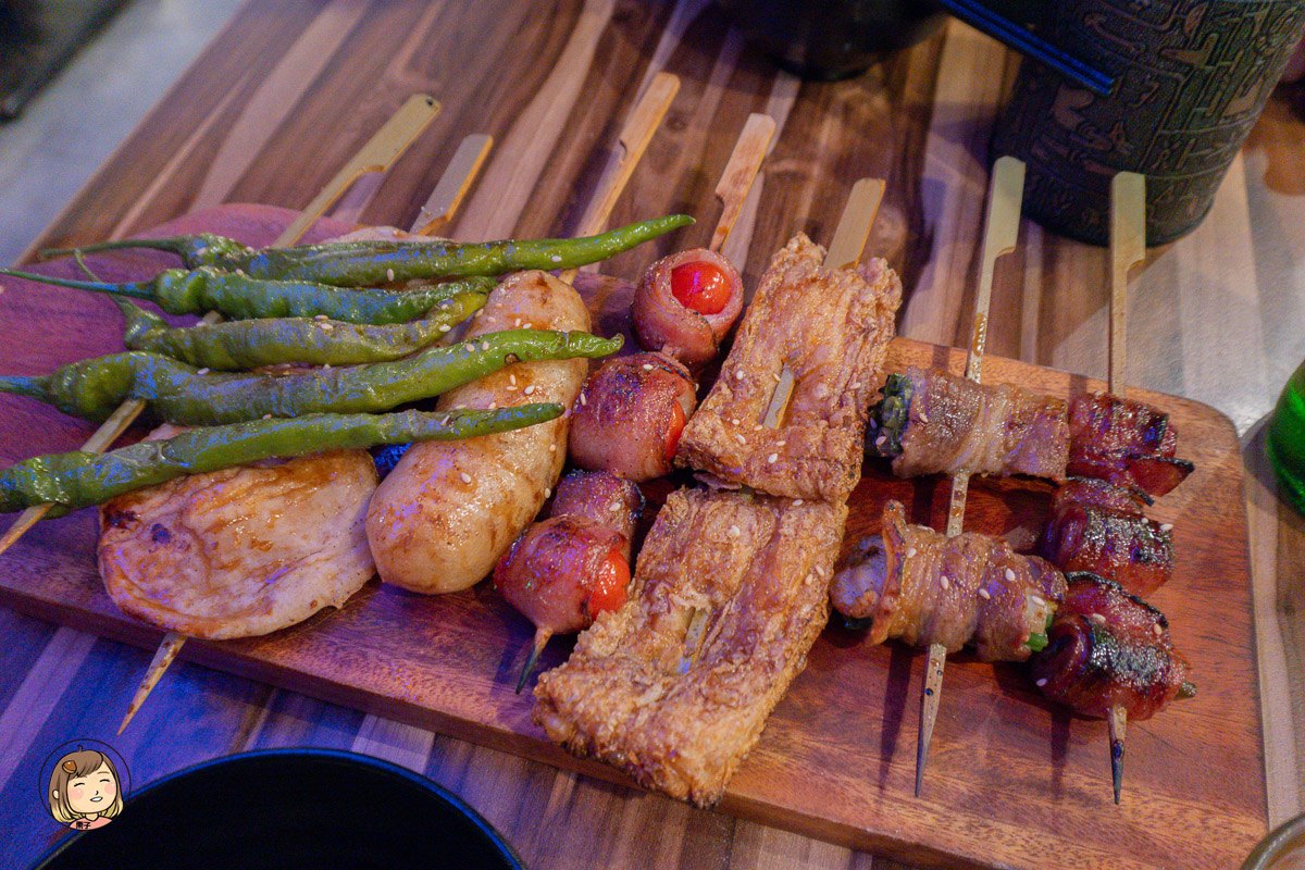 新莊串燒Bar推薦｜公園燒烤：飛鏢、美食、微醺宵夜一次滿足