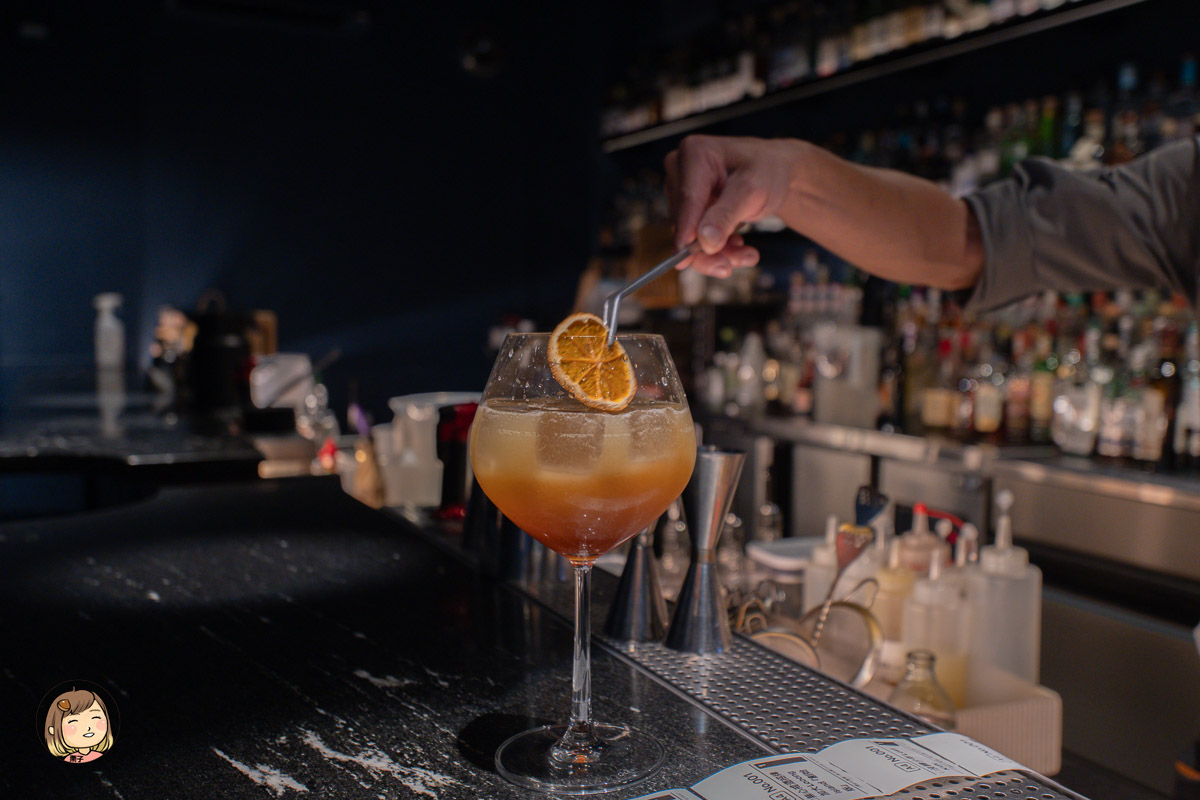 【台北西門町酒吧推薦】ONCE Cafe&Bar 無心戒酒互助會 - 西寧分會｜白天咖啡廳 × 夜晚微醺吧