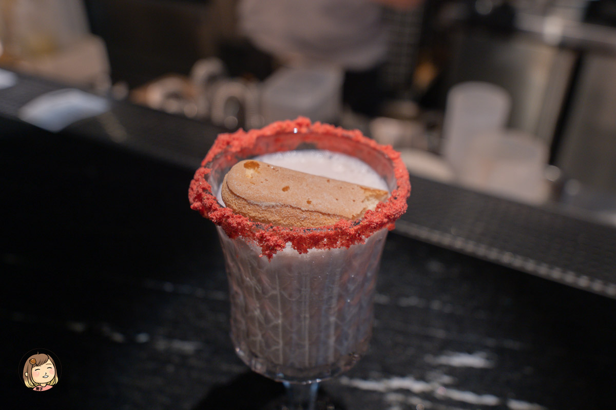 【台北西門町酒吧推薦】ONCE Cafe&Bar 無心戒酒互助會 - 西寧分會｜白天咖啡廳 × 夜晚微醺吧