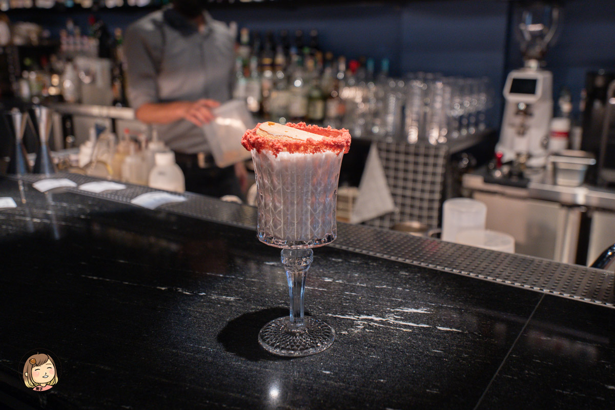 【台北西門町酒吧推薦】ONCE Cafe&Bar 無心戒酒互助會 - 西寧分會｜白天咖啡廳 × 夜晚微醺吧