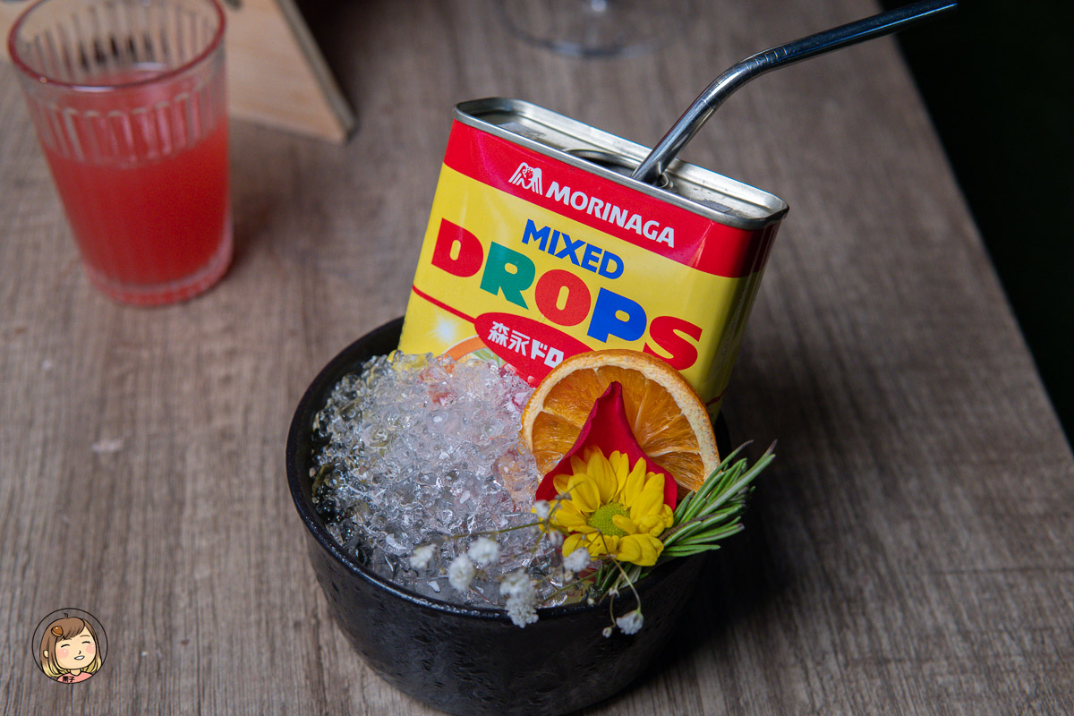 台北西門町酒吧推薦｜Chance Cafe & Bar 勸世吧 無心戒酒互助會 - 成都分會，微醺酒館