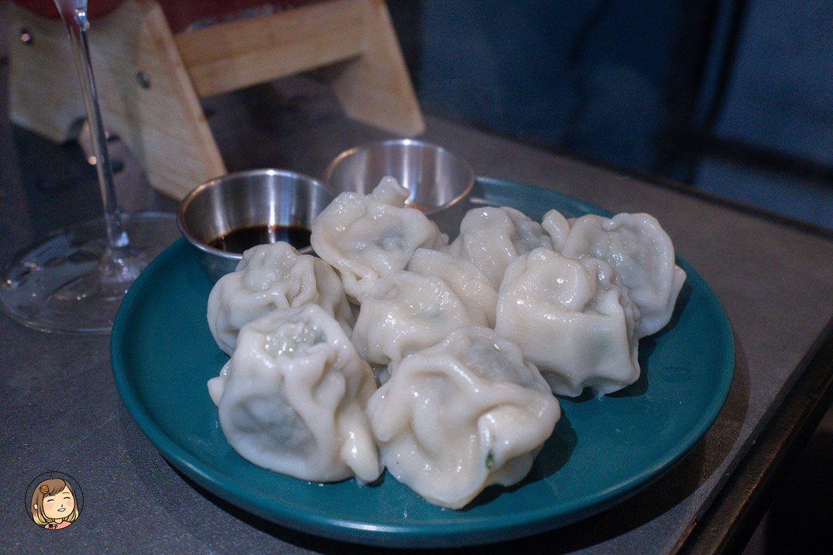 台北西門町酒吧推薦｜Chance Cafe & Bar 勸世吧 無心戒酒互助會 - 成都分會，微醺酒館