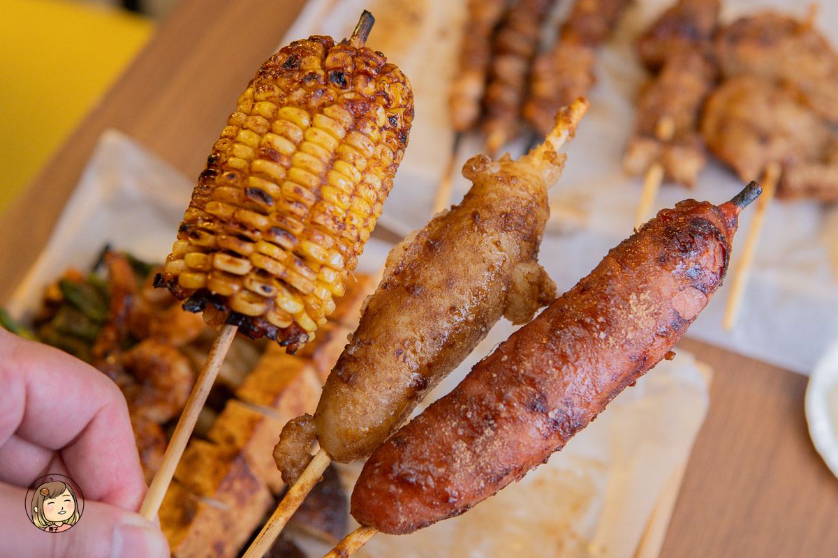 蜜醬燒烤逢甲店｜蜂蜜風味串燒、平價美食、啤酒柱暢快開喝！逢甲夜市聚餐推薦