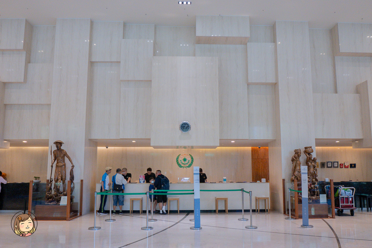 宜蘭住宿推薦｜長榮鳳凰酒店(礁溪)開箱：鳳凰飴號免費下午茶＆調酒暢飲，桂冠自助餐廳吃到飽超滿足