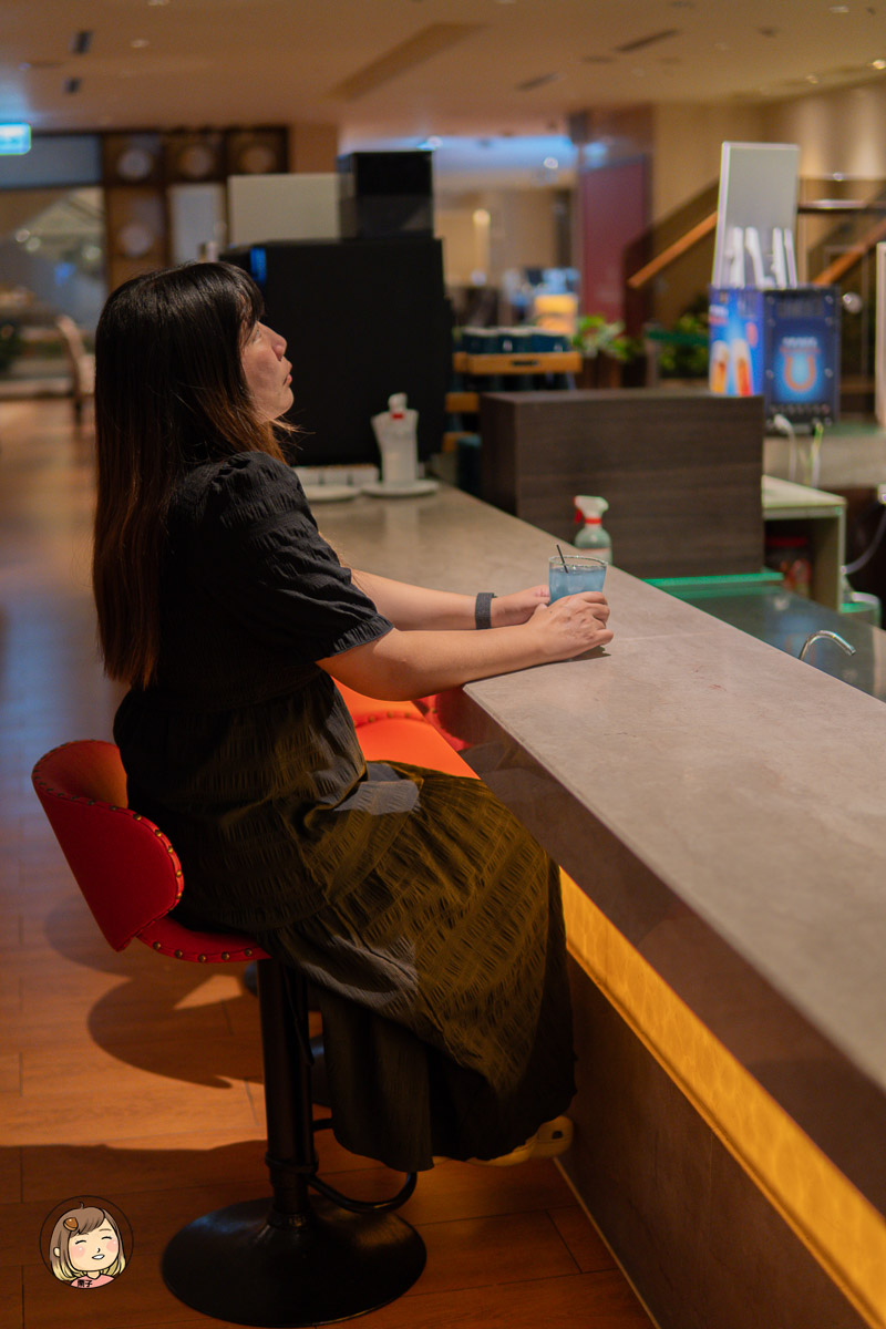 宜蘭住宿推薦｜長榮鳳凰酒店(礁溪)開箱：鳳凰飴號免費下午茶＆調酒暢飲，桂冠自助餐廳吃到飽超滿足