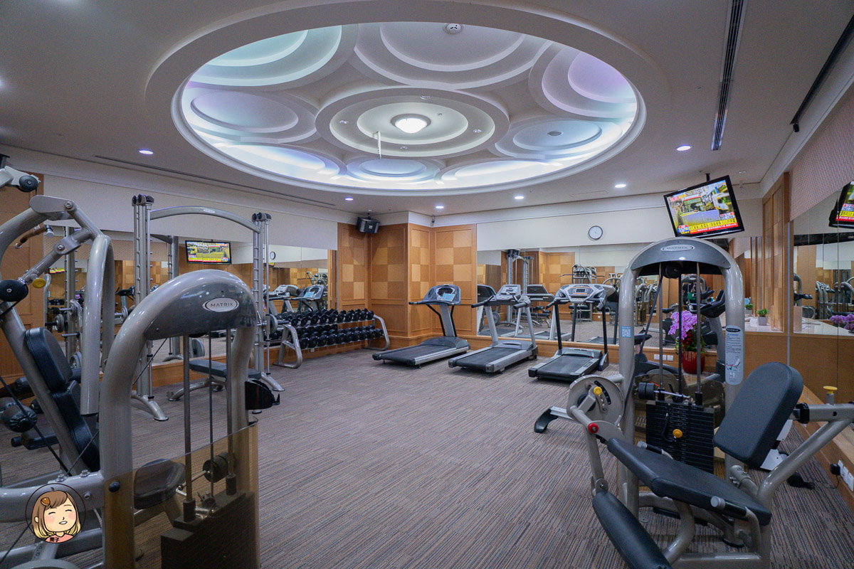 宜蘭住宿推薦｜長榮鳳凰酒店(礁溪)開箱：鳳凰飴號免費下午茶＆調酒暢飲，桂冠自助餐廳吃到飽超滿足