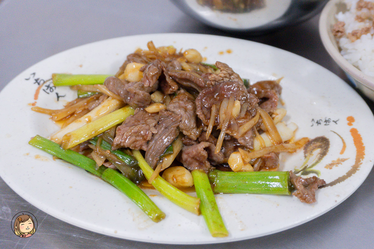 屏東潮州美食推薦｜阿華牛肉湯｜70年老店銷魂湯頭，牛肉牛雜炒麵一次滿足！