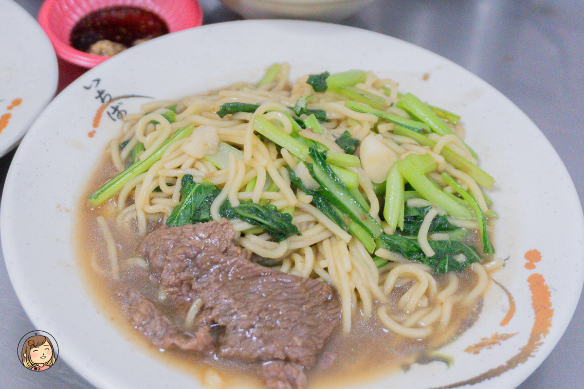屏東潮州美食推薦｜阿華牛肉湯｜70年老店銷魂湯頭，牛肉牛雜炒麵一次滿足！