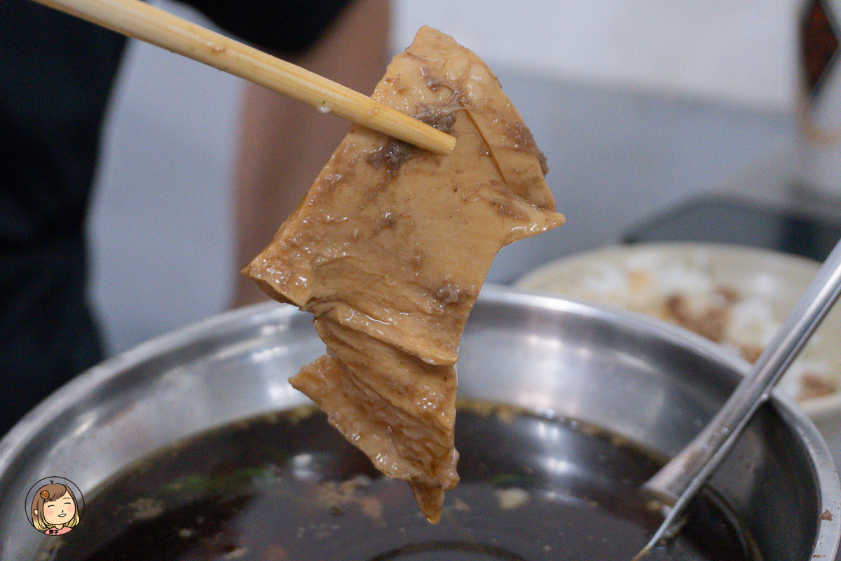 屏東潮州美食推薦｜阿華牛肉湯｜70年老店銷魂湯頭，牛肉牛雜炒麵一次滿足！