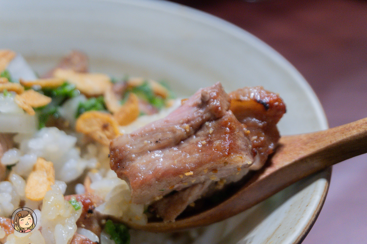 屏東潮州宵夜推薦｜岸英燒烤｜平價日式串燒屋台風！超驚豔蔥鹽松阪豬丼＋特色串燒推薦