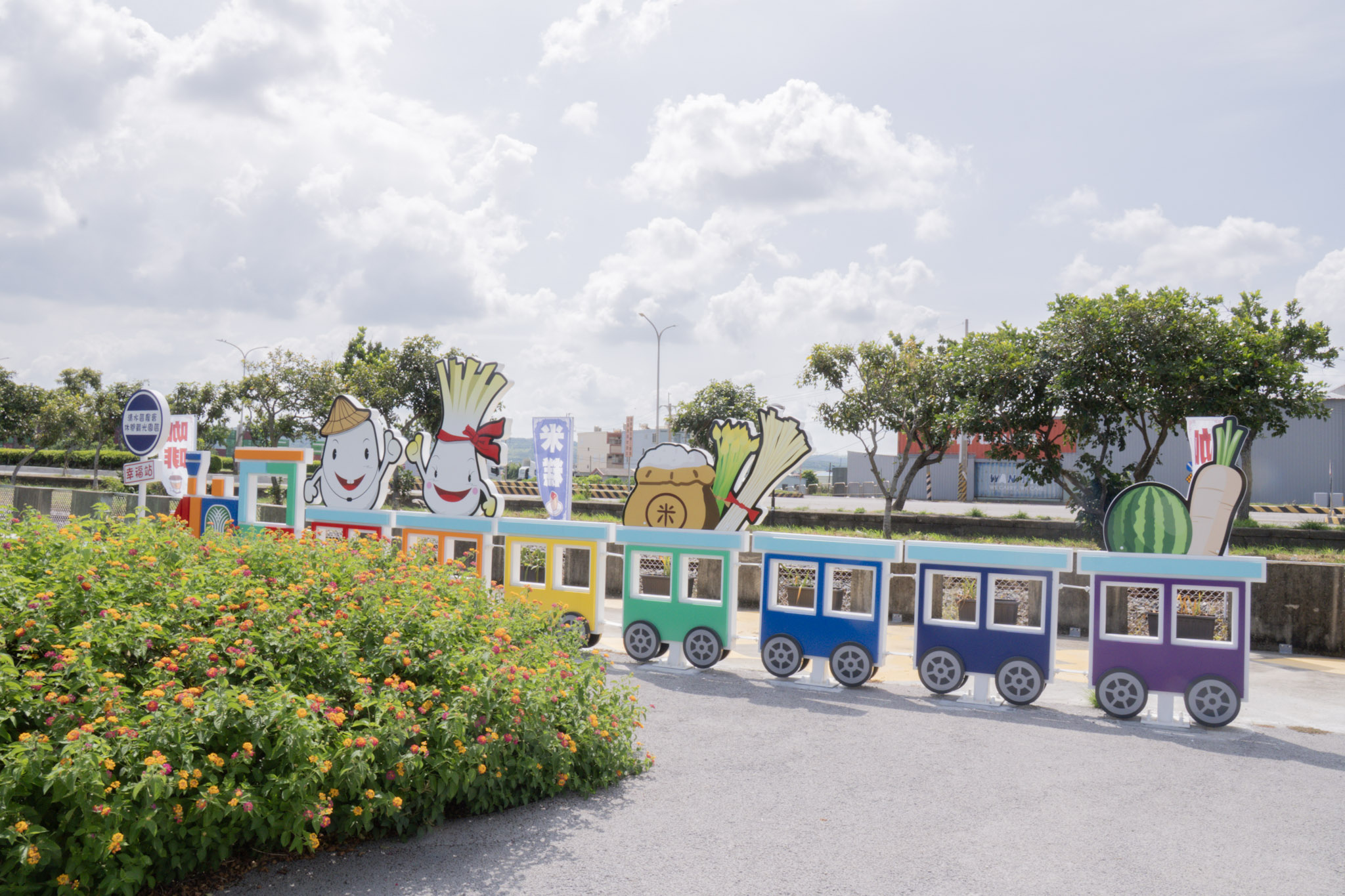 台中海線一日遊｜海洋館、農村體驗、在地美食，親子同樂行程推薦