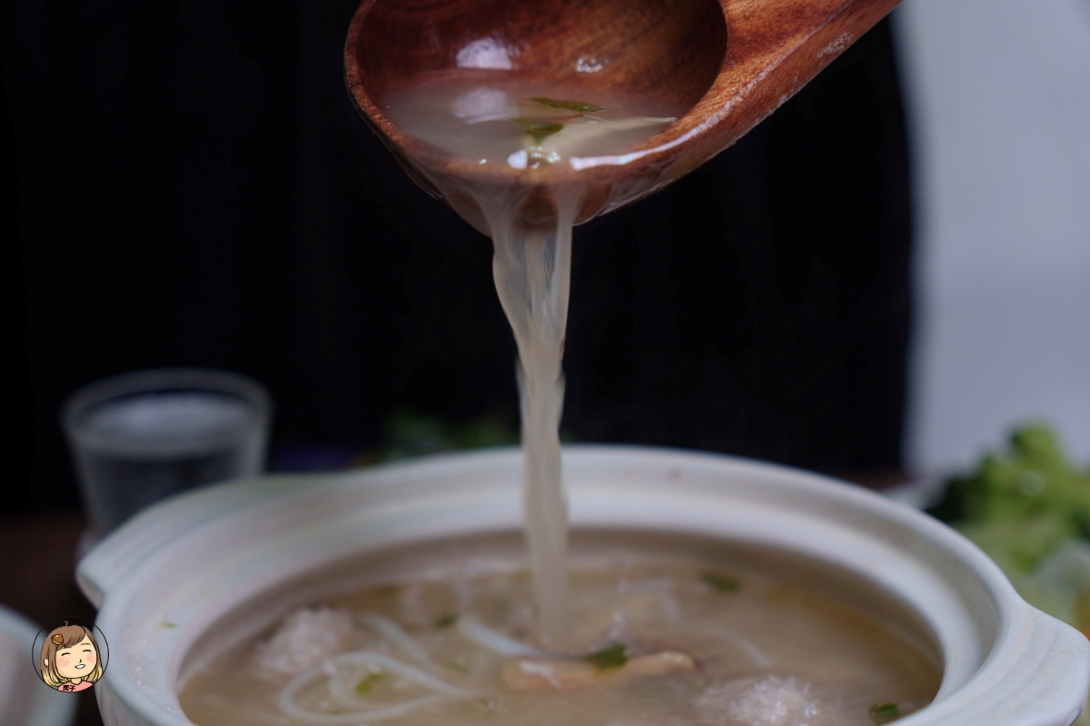 【 i3Fresh 愛上新鮮 】吳秉承師傅聯名系列：豪氣食堂台式芋頭炊粉湯｜在家也能喝到媽媽味的古早湯頭