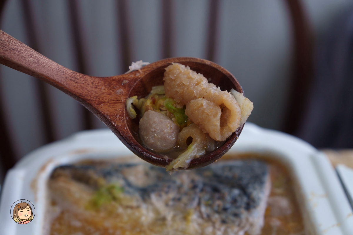 冷凍鍋物推薦｜【 i3Fresh 愛上新鮮 × 吳秉承師傅 】鮮香砂鍋魚頭好評開箱！免備料、湯鮮味濃、方便又暖心