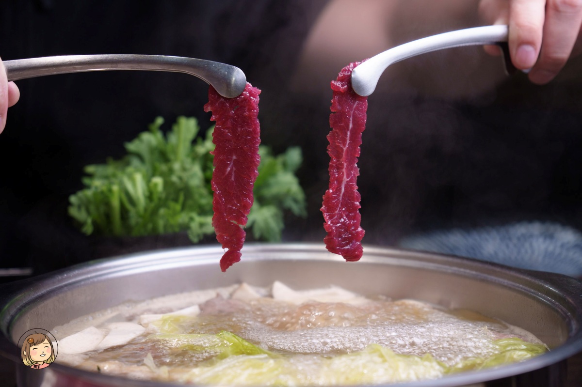 牛老總涮牛肉五權店：台中溫體牛火鍋的霸主！20年老字號的美味傳奇