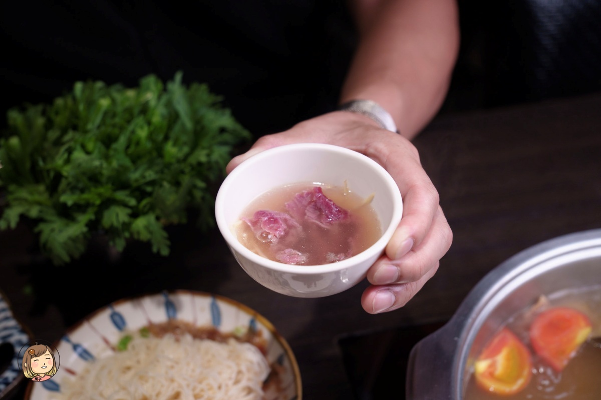 牛老總涮牛肉五權店：台中溫體牛火鍋的霸主！20年老字號的美味傳奇