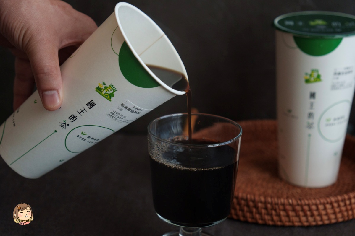 暖心又大杯！台中「國王的茶-西屯重慶店」：冬日飲品神隊友，熟客都愛的高顏值好店！