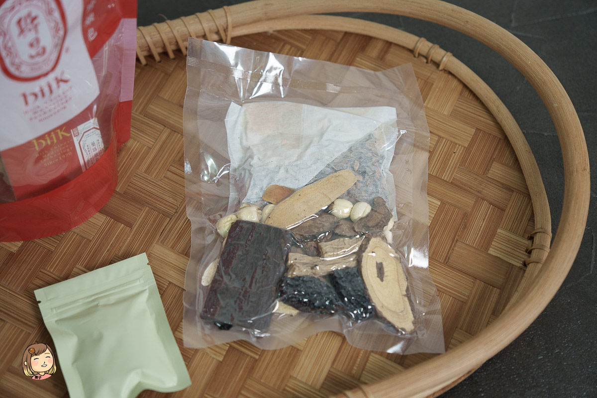 暖身進補超簡單！聯昌八珍/何首烏燉包，輕鬆燉出高品質藥膳