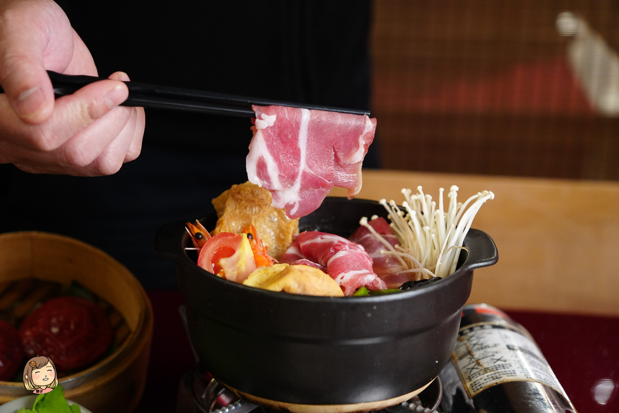 【台中食記】有春茶館：找回記憶中的古早味，一場關於「台式美學」的時光味蕾旅行｜新年必吃炸年糕、陶鍋濃白雞湯年味十足。2026年菜預訂中