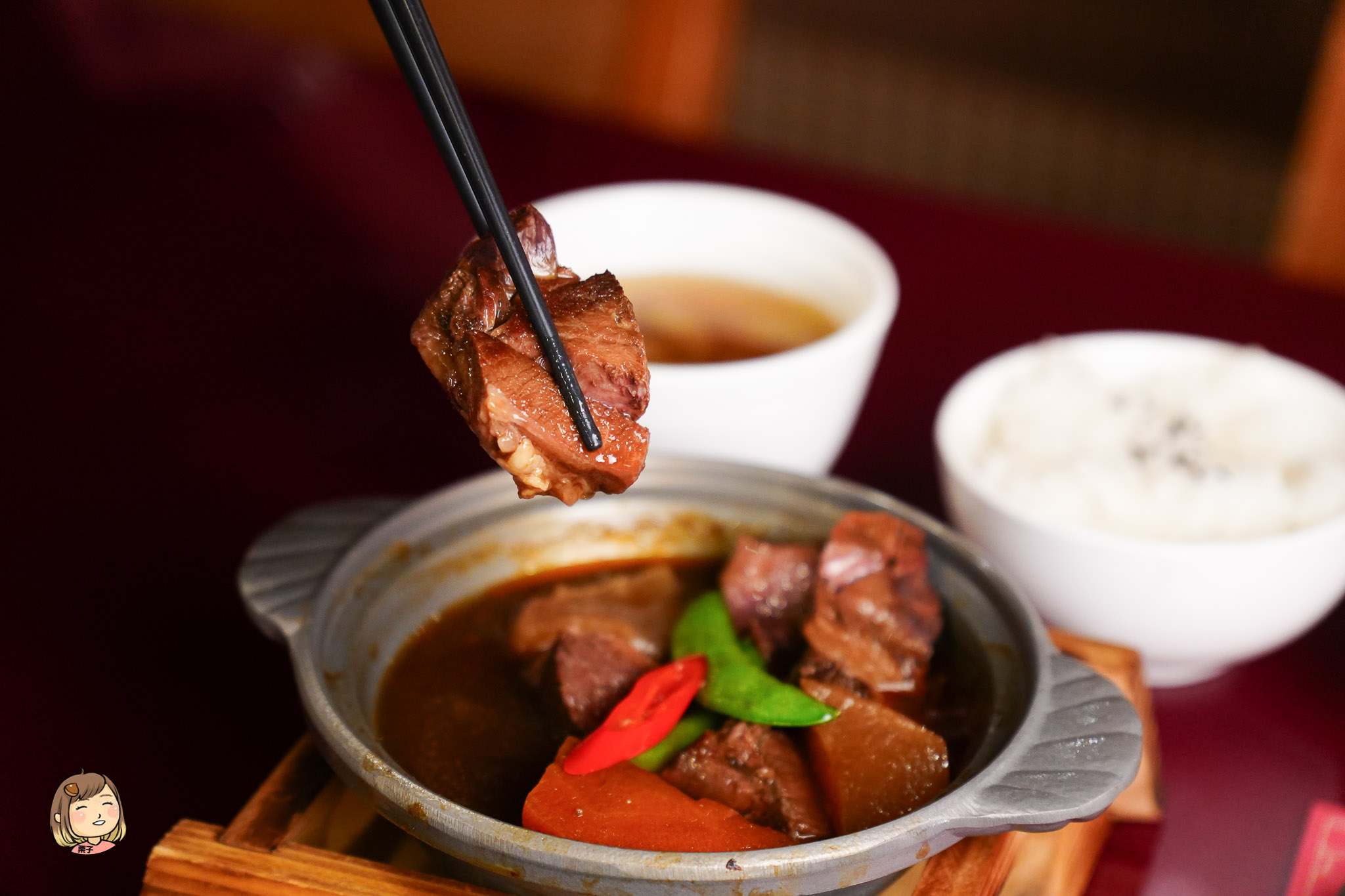 【台中食記】有春茶館：找回記憶中的古早味，一場關於「台式美學」的時光味蕾旅行｜新年必吃炸年糕、陶鍋濃白雞湯年味十足。2026年菜預訂中