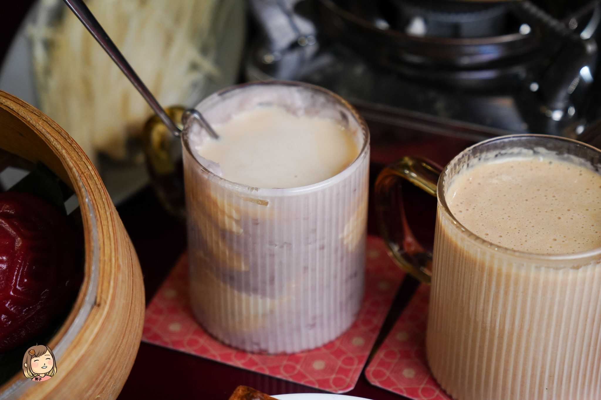 【台中食記】有春茶館：找回記憶中的古早味，一場關於「台式美學」的時光味蕾旅行｜新年必吃炸年糕、陶鍋濃白雞湯年味十足。2026年菜預訂中