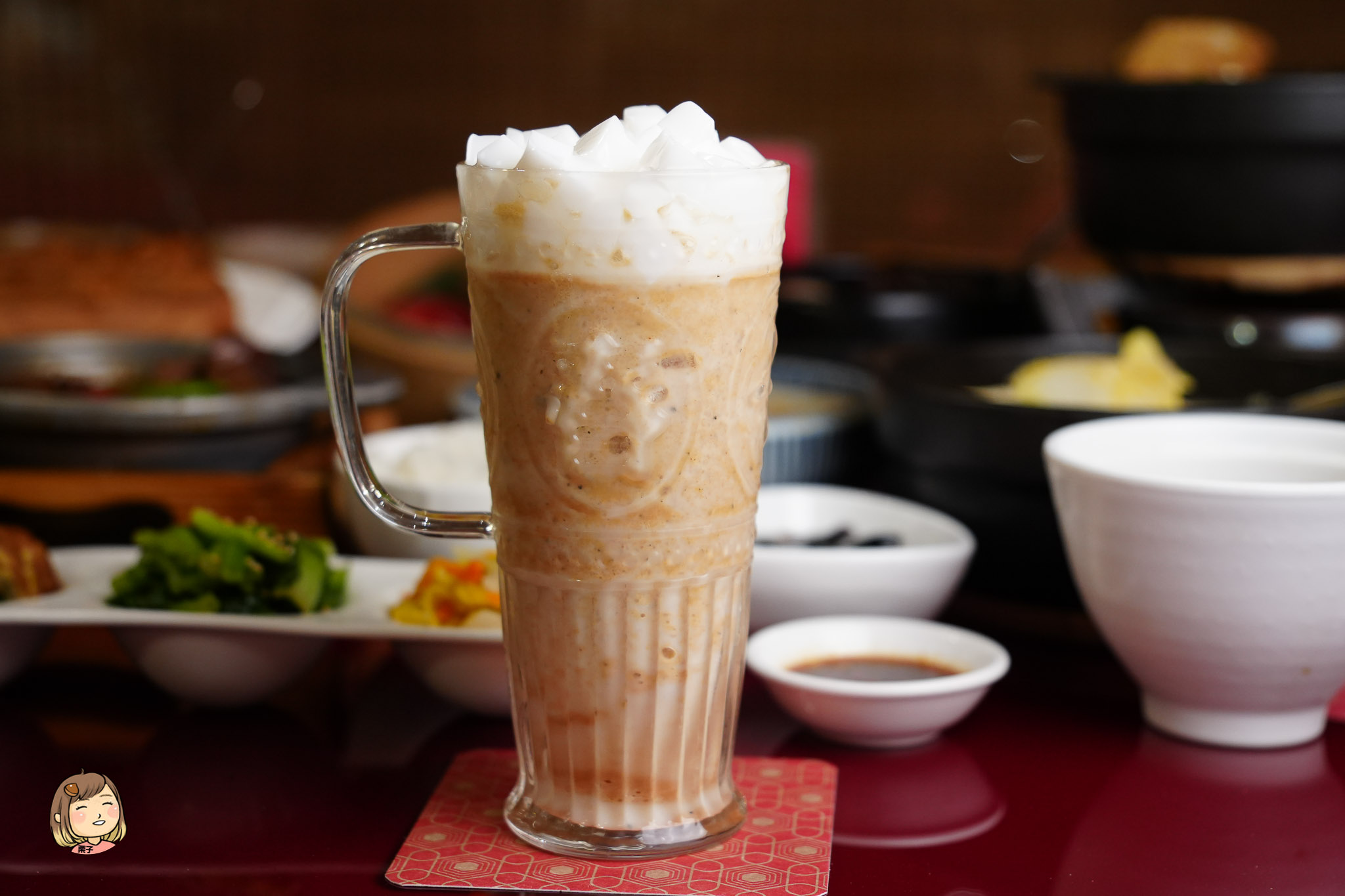 【台中食記】有春茶館：找回記憶中的古早味，一場關於「台式美學」的時光味蕾旅行｜新年必吃炸年糕、陶鍋濃白雞湯年味十足。2026年菜預訂中